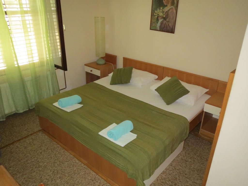 Guesthouse Lucic Orebić Εξωτερικό φωτογραφία